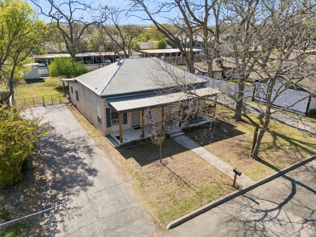 114 Turner Ave